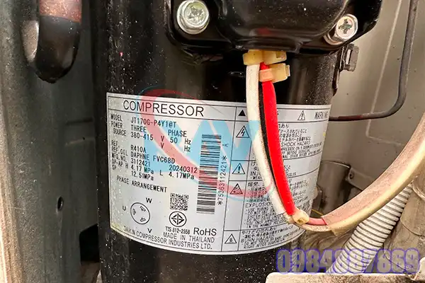 Máy nén Daikin JT170G-KYE@T 7509 - 4024744
