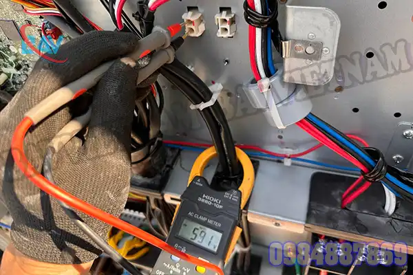 Chuyên Sửa Bo Mạch Điều Hòa VRV A Daikin – Linh Kiện Chính Hãng4