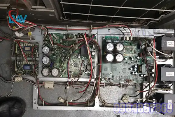 Dịch Vụ Sửa Bo Mạch Điều Hòa VRV H Daikin – Bảo Hành Lâu