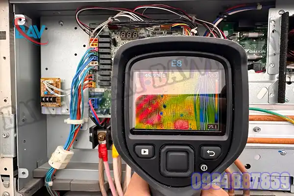 Chuyên Sửa Bo Mạch Điều Hòa VRV3 Daikin – Báo Giá Linh Kiện